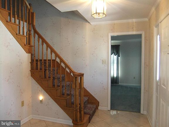 3rd image of 11131 Eastwood Dr