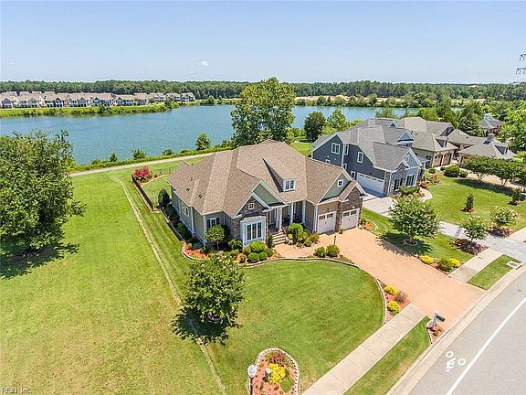 2nd image of 3006 N James Dr