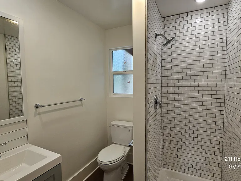 211 Horizon Ave #1 — Photo 15