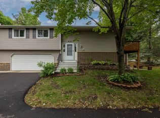 1216 Timbershore Ln, Eagan, MN 55123