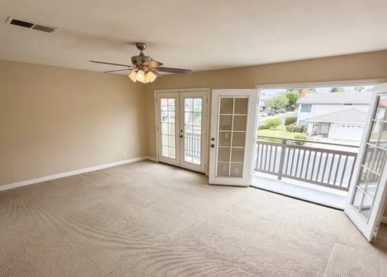 21409 Running River Ct — Photo 12