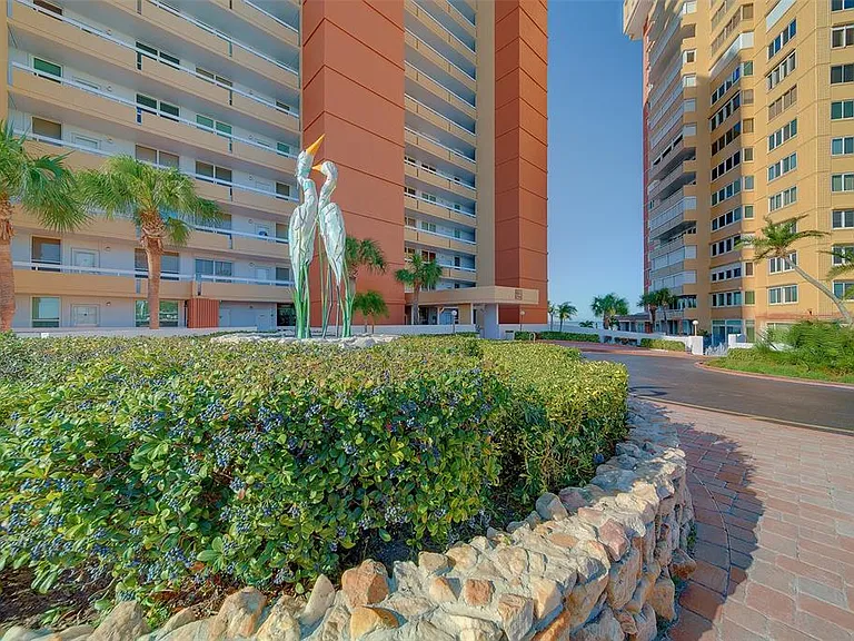 17900 Gulf Blvd #1B — Photo 32
