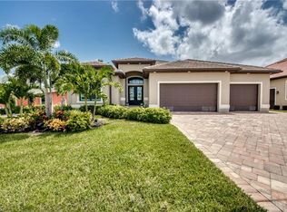 5017 Del Prado Blvd S, Cape Coral, FL 33904