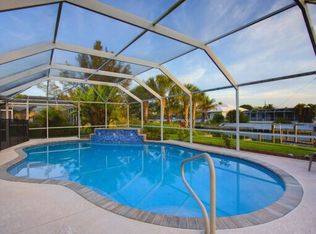237 SE 28th Ter, CAPE CORAL, FL 33904