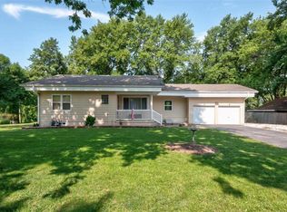 5553 High St, Smithton, IL 62285