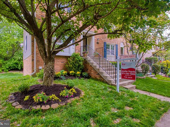3rd image of 13858 Rock Landing Ct