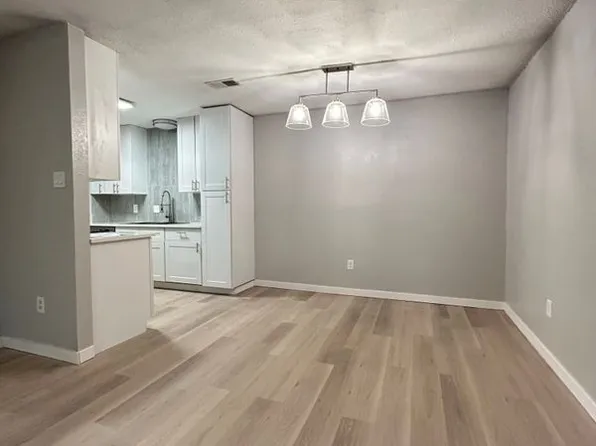 7503 April Ln #7503, North Richland Hills, TX 76182