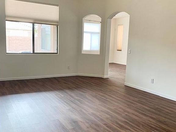 4th image of 41123 W Novak Ln