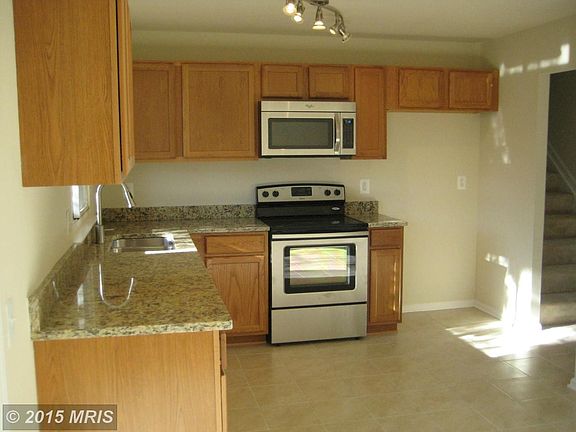 BRAND NEW KITCHEN CABINETS