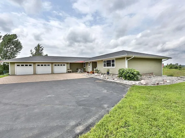 175 250th St N, Hawley, MN 56549