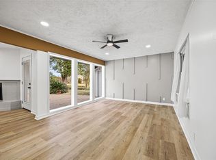 10259 Old Orchard Rd, La Porte, TX 77571