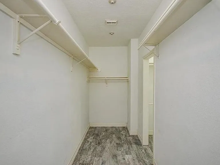 318 N Cypress Estates Cir — Photo 22