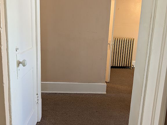 5th image of 5611 Jefferson Ave #2