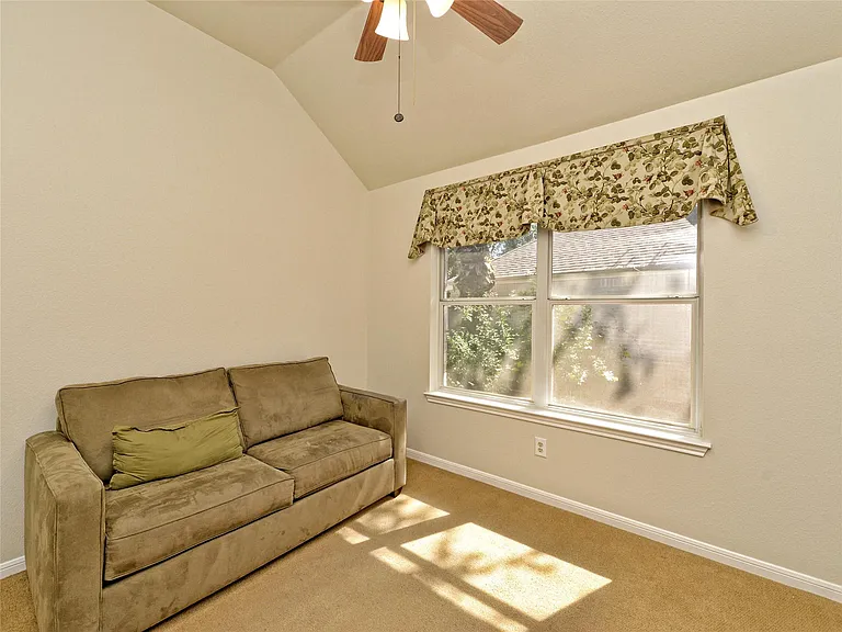 11 Troon Dr — Photo 21