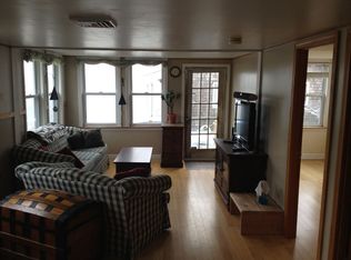 128 Pinehurst Dr, Wareham, MA 02571