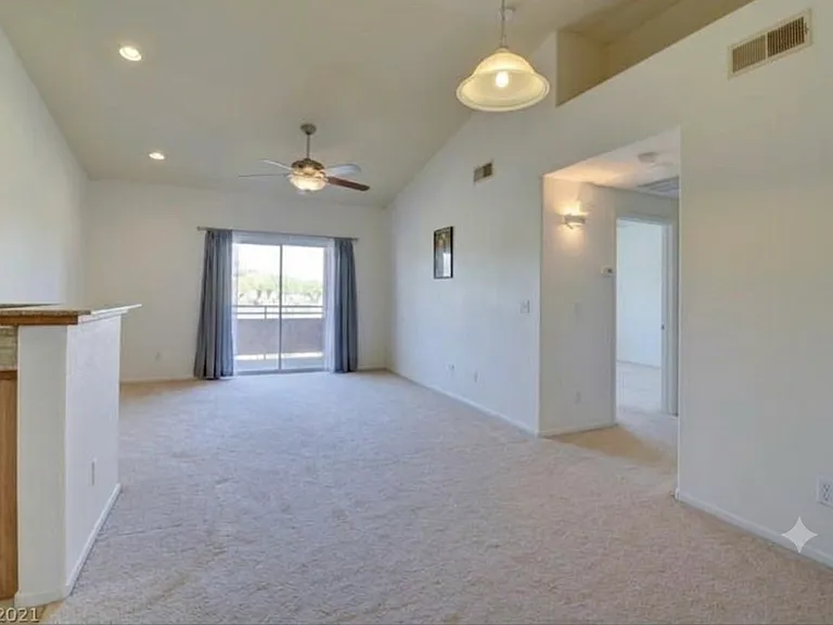 1501 Blackcombe St #203 — Photo 7