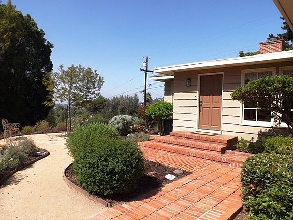 3rd image of 4460 Panorama Dr