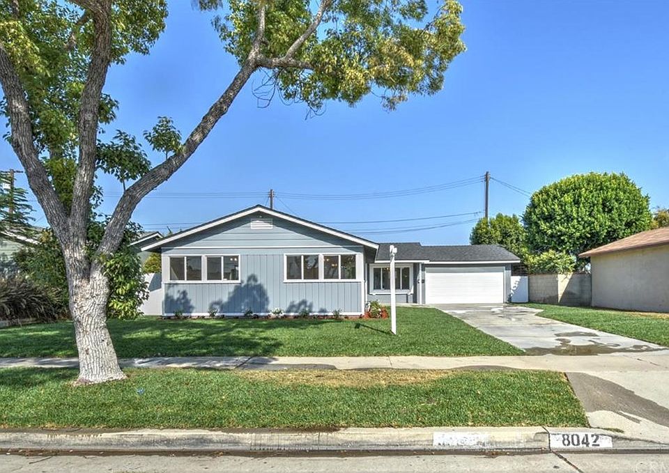 1st image of 8042 San Leon Cir