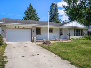 2310 Evelyn St, Perry, IA 50220