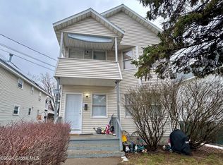825 Hamilton St, Schenectady, NY 12307