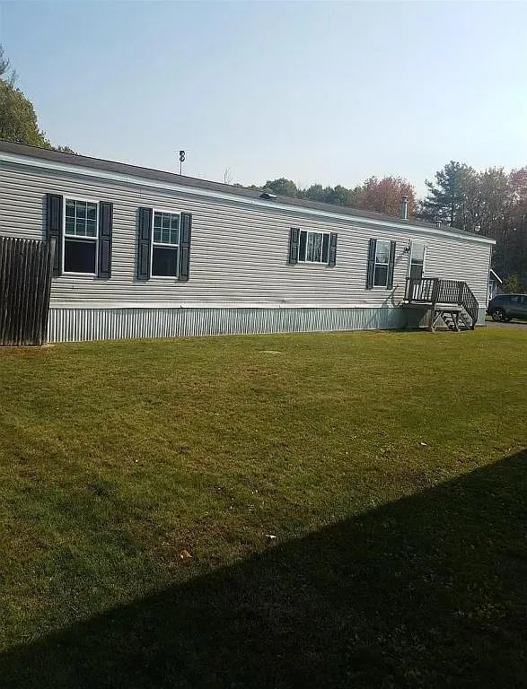 1015 County Hwy 126, Trailer 2 — Photo 1