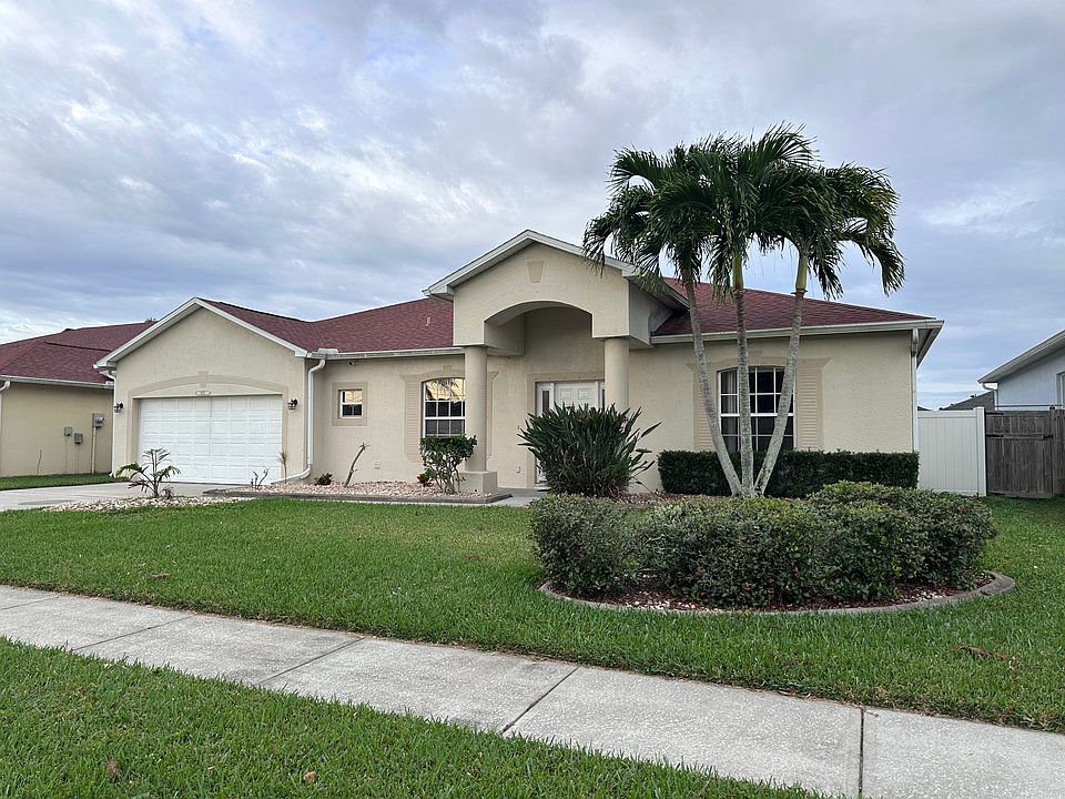 1st image of 802 Del Mar Cir