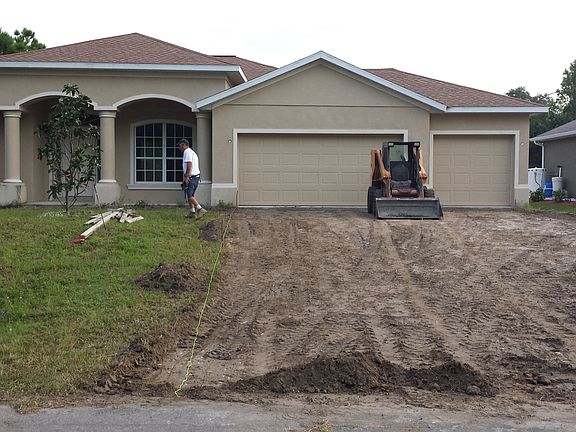 2nd image of 2344 Bennett Ln