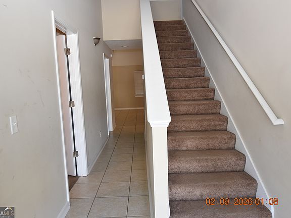 4th image of 322 Gary Cir