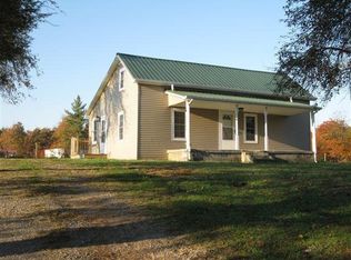 753 Sugar St, Chilhowie, VA 24319