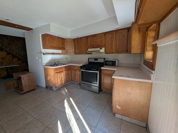 700 McAlpine St #3