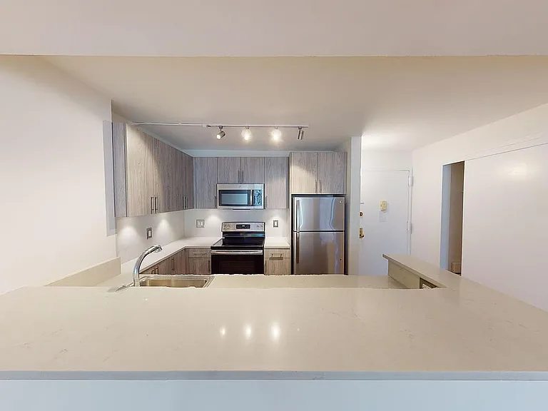 121 Reade St #6K — Photo 6