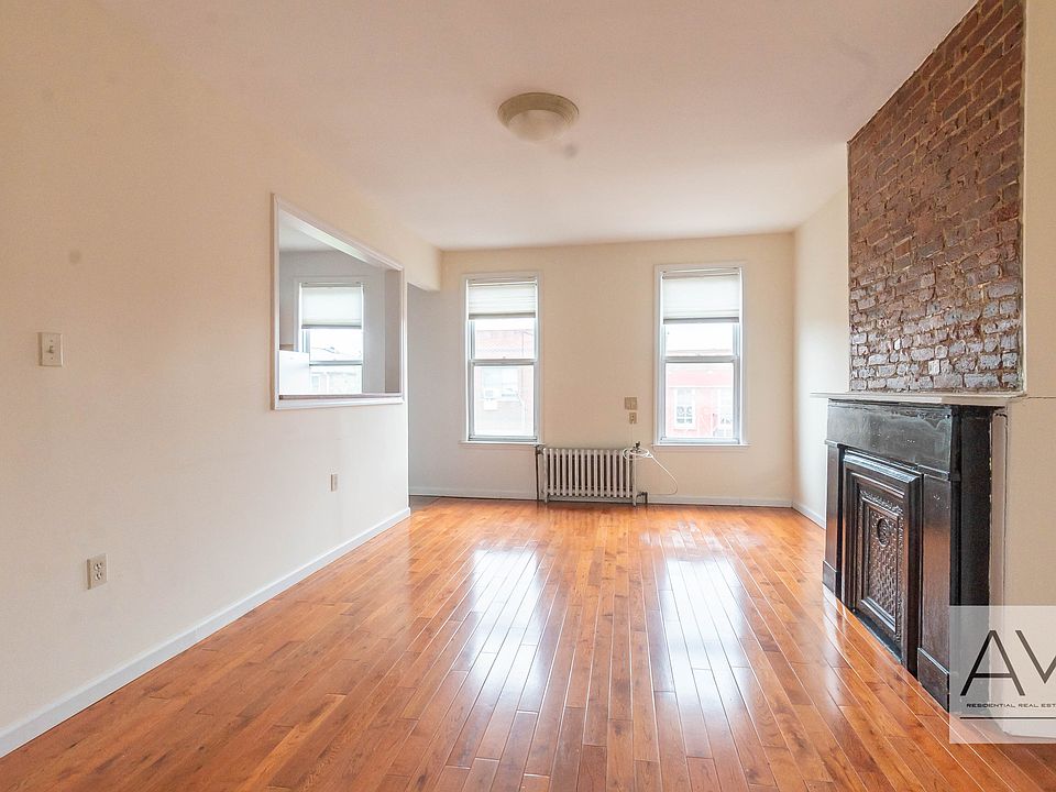 1st image of 556 17th St #3A