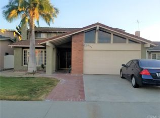 2124 Sparrow Hill Ln, Lakewood, CA 90712
