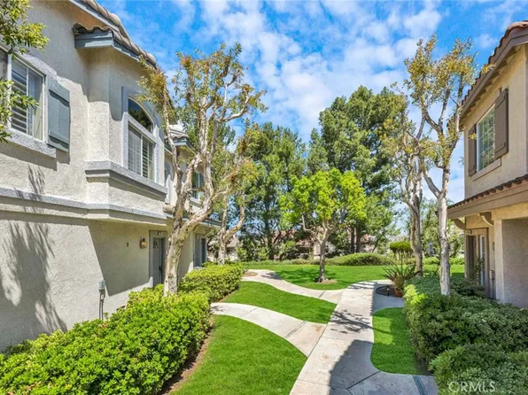 7877 E Horizon View Dr, Anaheim, CA 92808