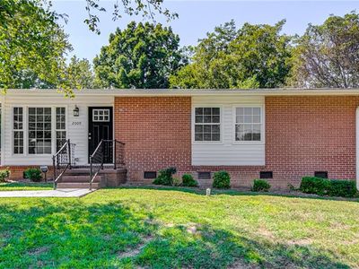 2009 Ashley Dr, Greensboro, NC, 27405