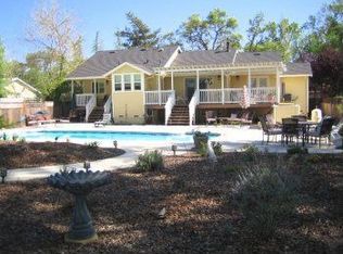 19671 Mountain Mdw S, Hidden Valley Lake, CA 95467