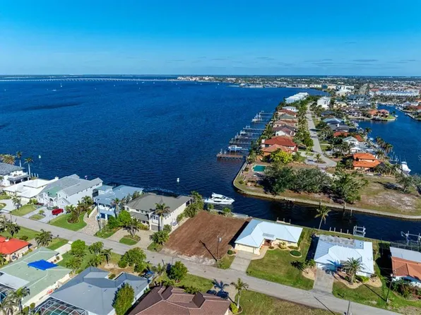 2181 Palm Tree Dr #12, Punta Gorda, FL 33950