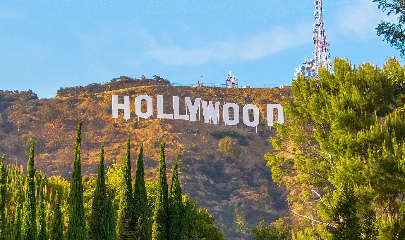 Meridian Hollywood — Photo 1