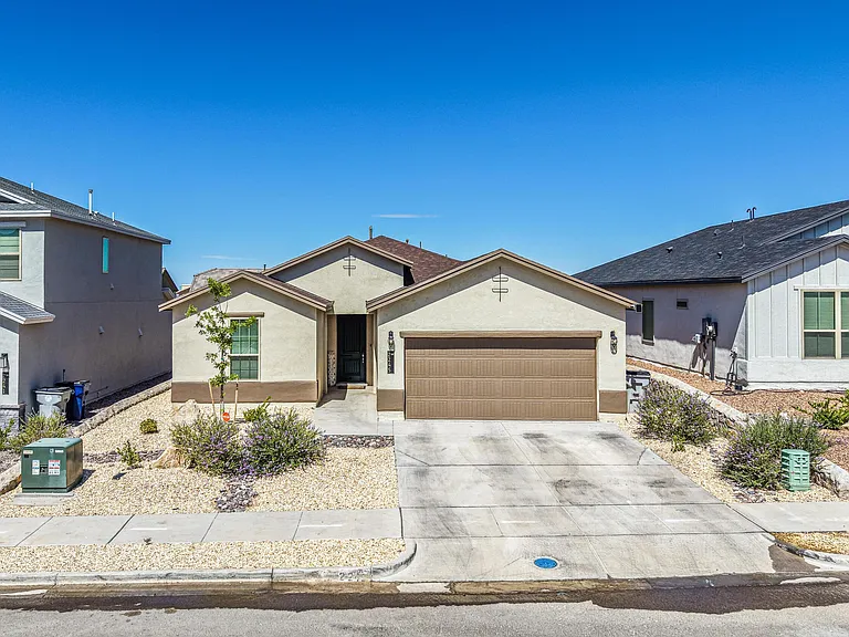 2245 Small Mountain Pl — Photo 24