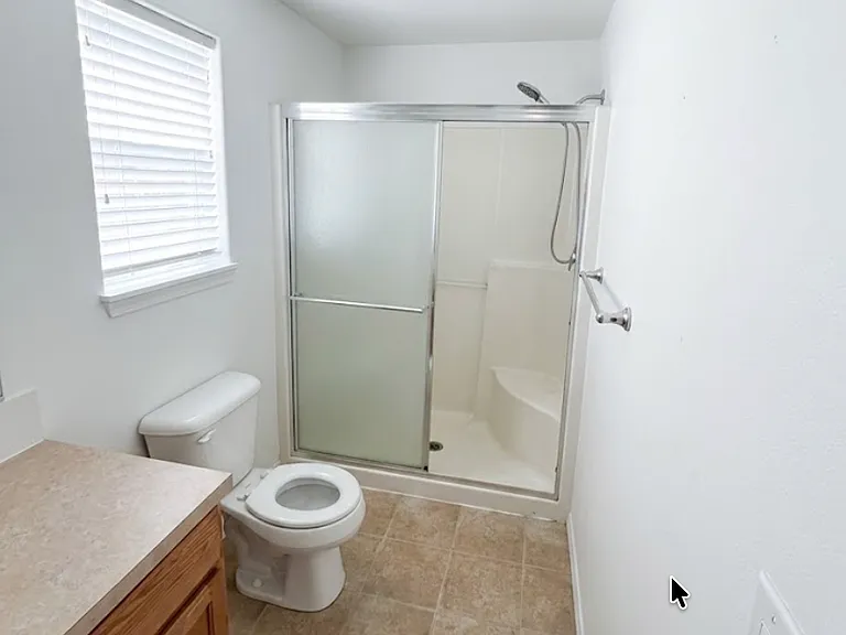 3517 NE Hembree St — Photo 5