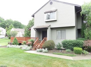 7 Cardinal Ln, Newton, NJ 07860