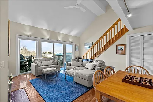 157 Harrison Ave #15 Photo 1