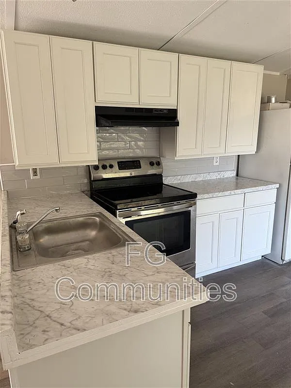 2 bed, 2.0 bath, $1,600 — Photo 2
