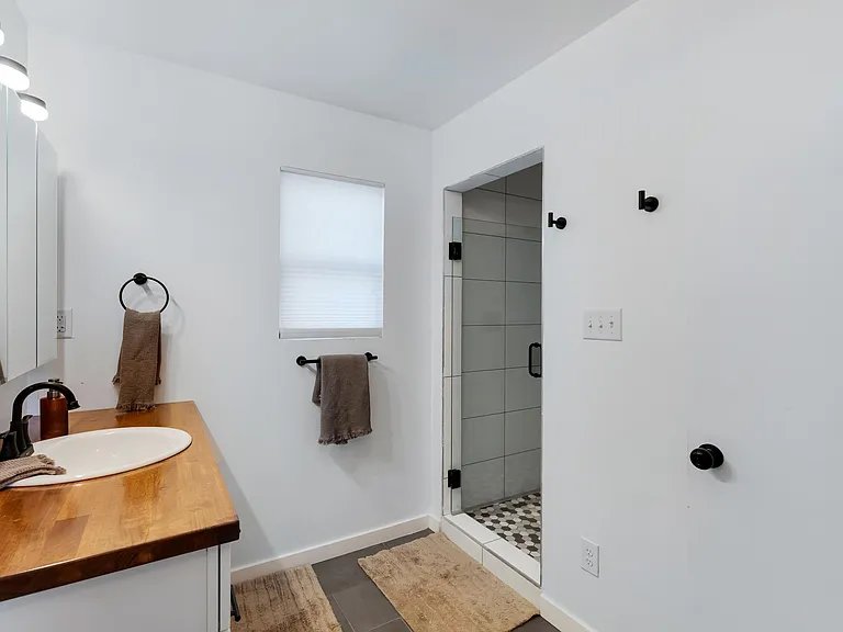 250 W Tulsa St — Photo 21
