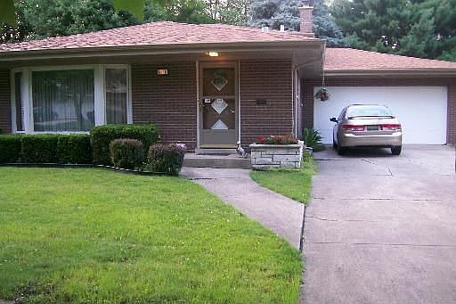 1st image of 4224 Applewood Ln