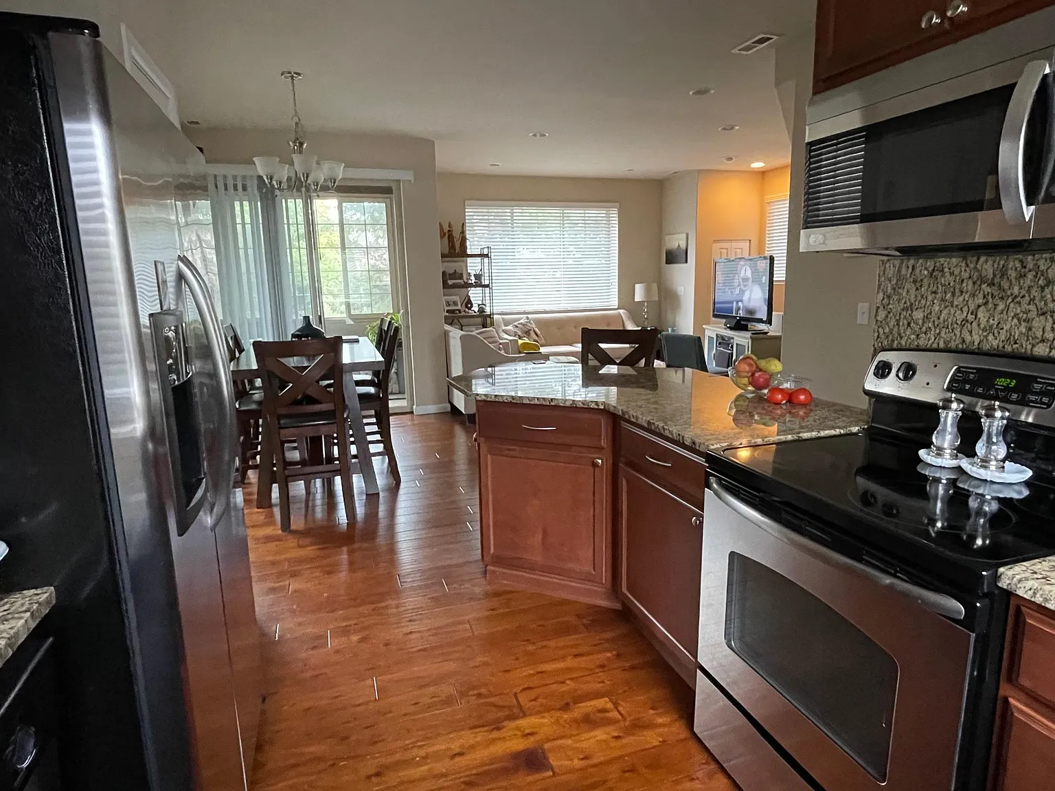 1218 100th Ct SE — Photo 2