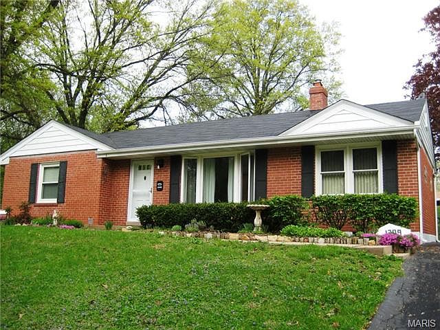 1st image of 1209 Kroeger Dr