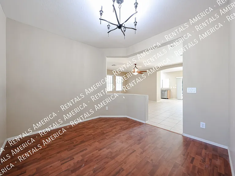 7414 N 88th Ln — Photo 11