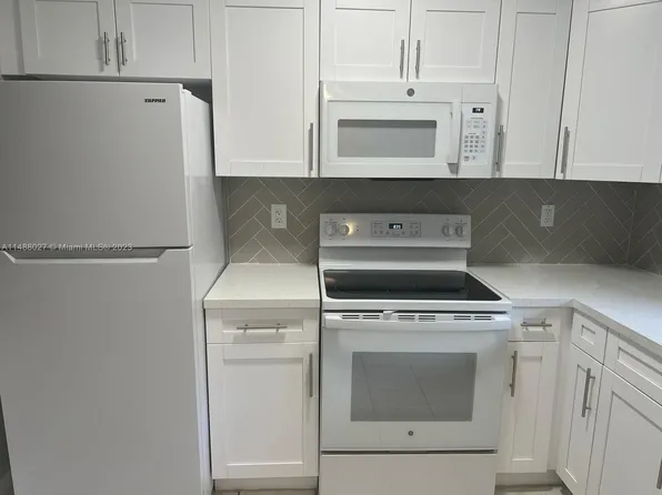 6495 W 27th Ave #41-101, Hialeah, FL 33016