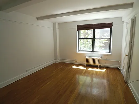 Rented by Compass | media 21